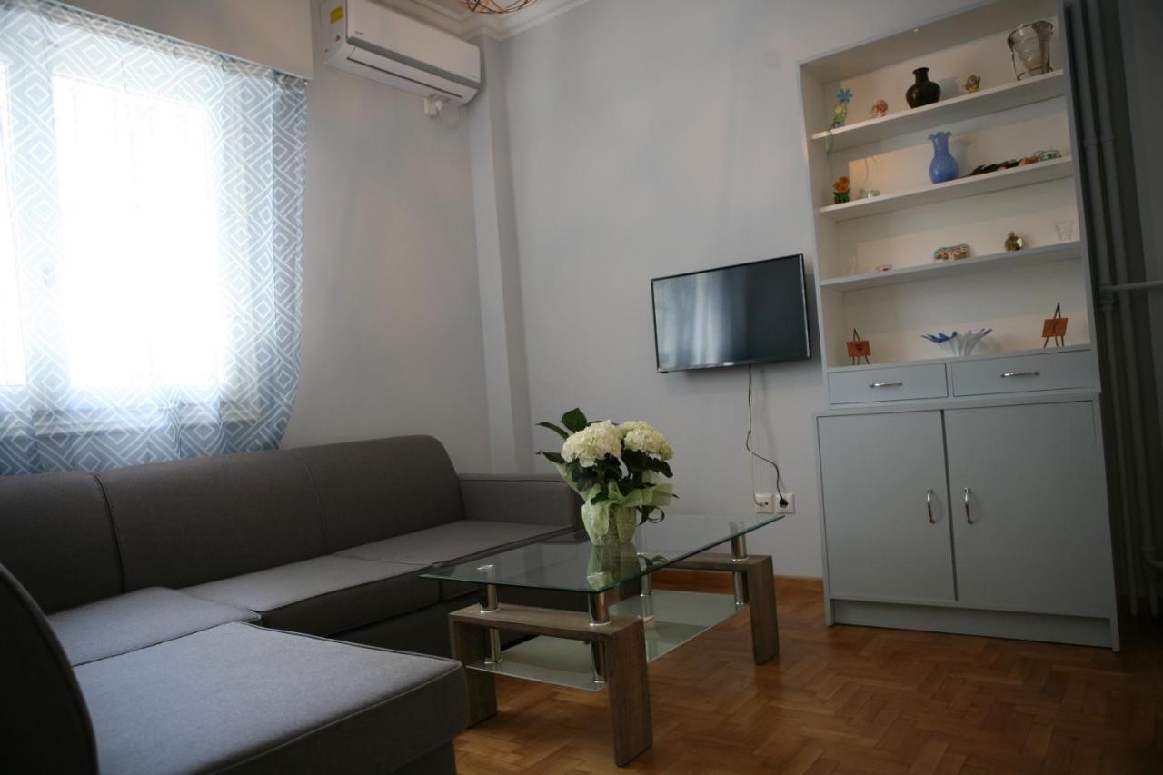 Marika Apartment Atenas Exterior foto